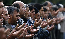 نماز عید قربان به امامت آیت‌الله صفایی بوشهری اقامه می‌شود